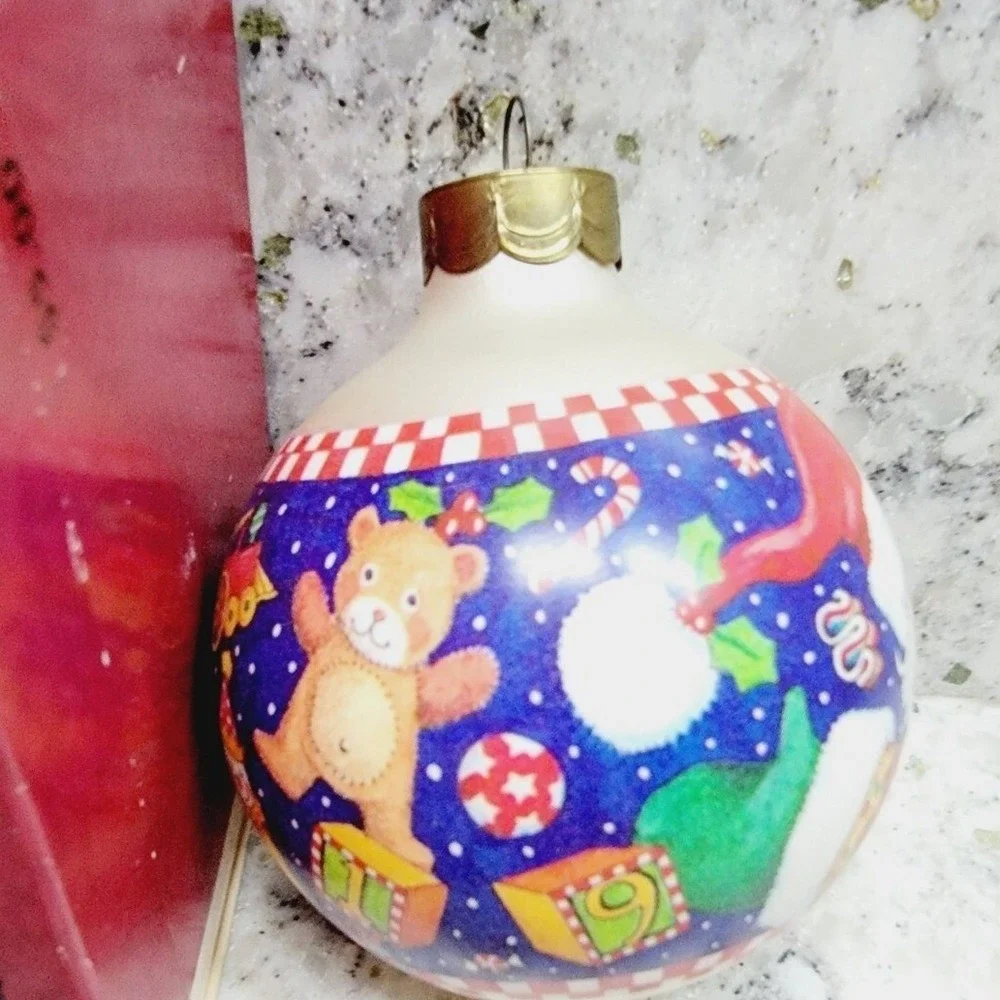Hallmark Keepsake 1995 Mary‎ Engelbreit Santa Glass Ball Ornament QX2409